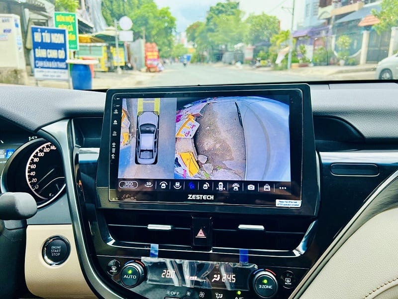 man-hinh-android-zestech-tich-hop-camera-360-toyota-camry-2022